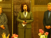 p1000075